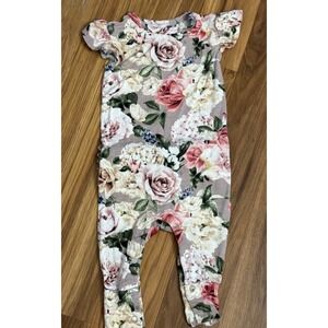 Posh Peanut Baby Girls 6-9 Months Ruffle Sleeve Victorian Roses Romper Outfit